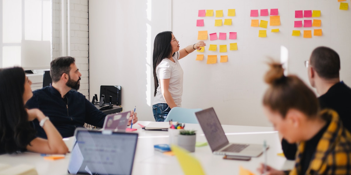 Scale LinkedIn Ads: A Marketing Strategy Guide - Paid Media Studio